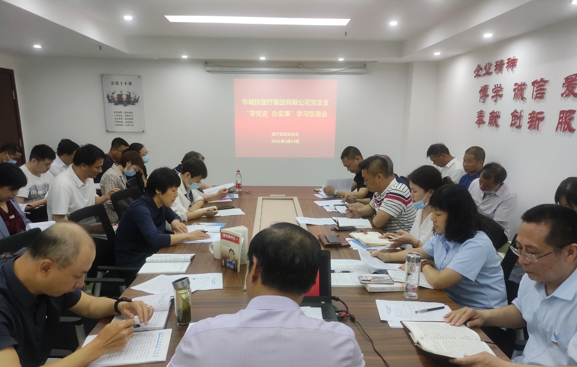 b012b983f38067489f22d3240607180.jpg b012b983f38067489f22d3240607180.jpg